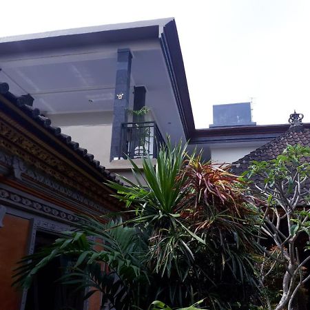 Sarwi Homestay Ubud Buitenkant foto